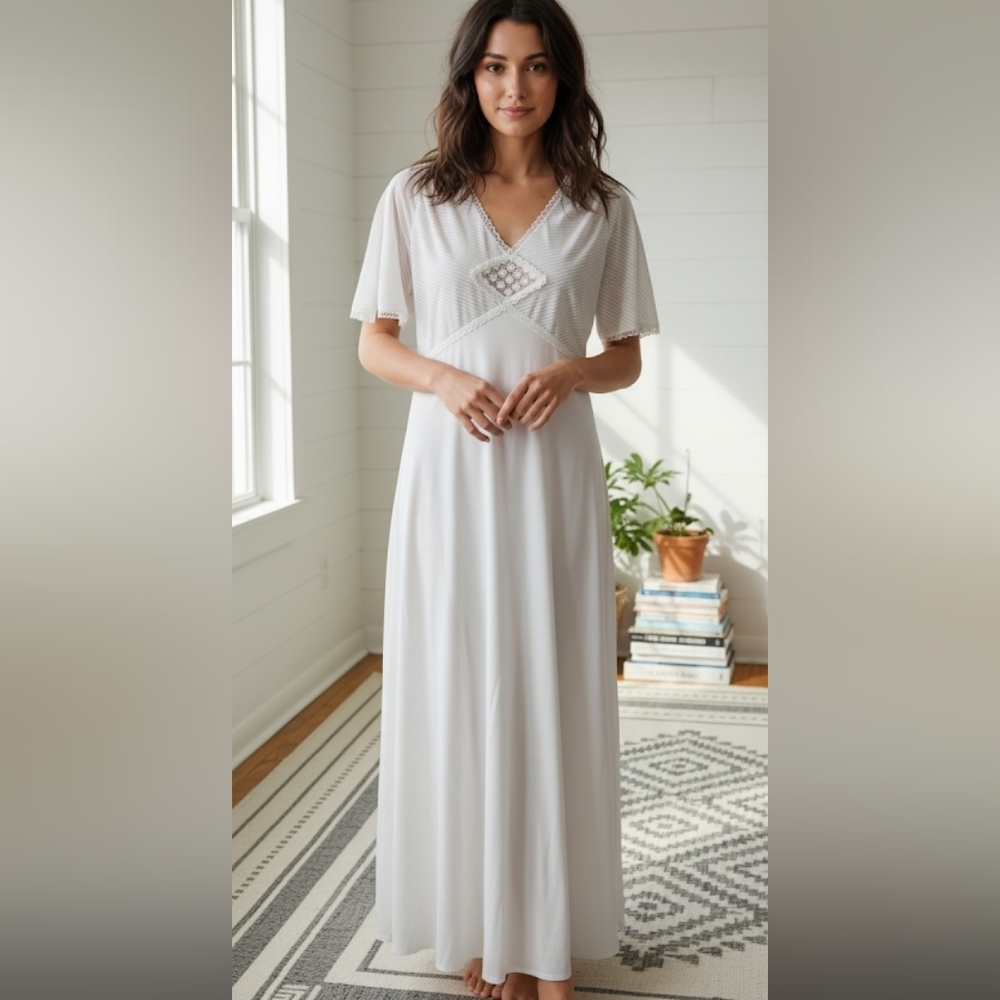 VINTAGE 70's Silfra lace night dress size M